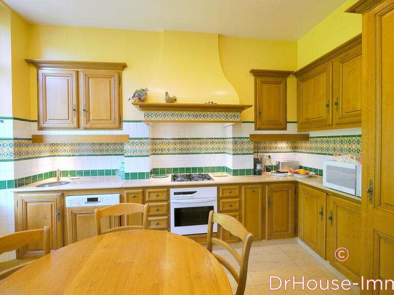 Villa Troyes - 6 chambres - 237m²