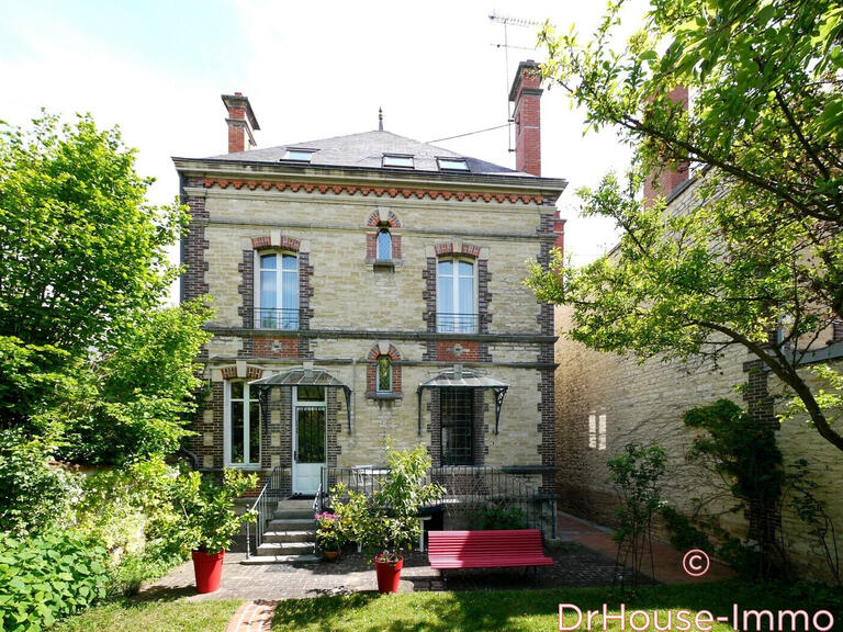 Villa Troyes - 6 chambres - 237m²
