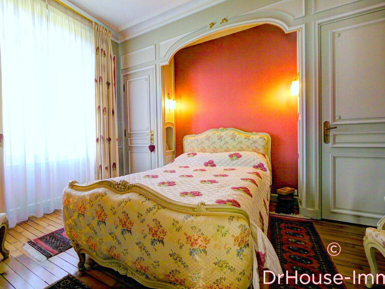 Villa Troyes - 6 chambres - 237m²