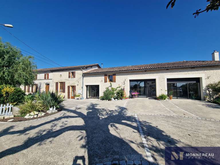 Maison Tugéras-Saint-Maurice - 5 chambres - 373m²
