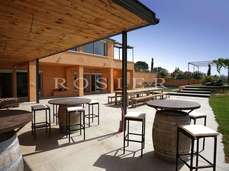 Villa Tulette - 7 bedrooms - 951m²