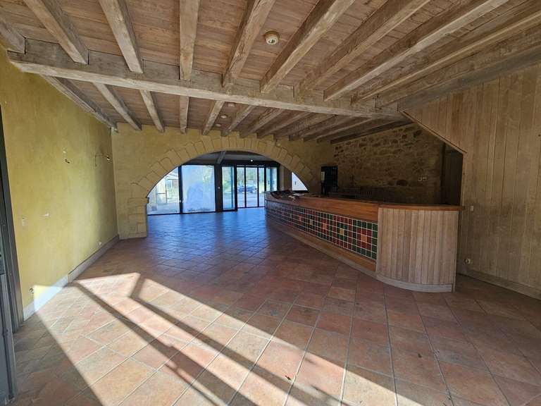 Hôtel particulier Tursac - 40 chambres - 2135m²