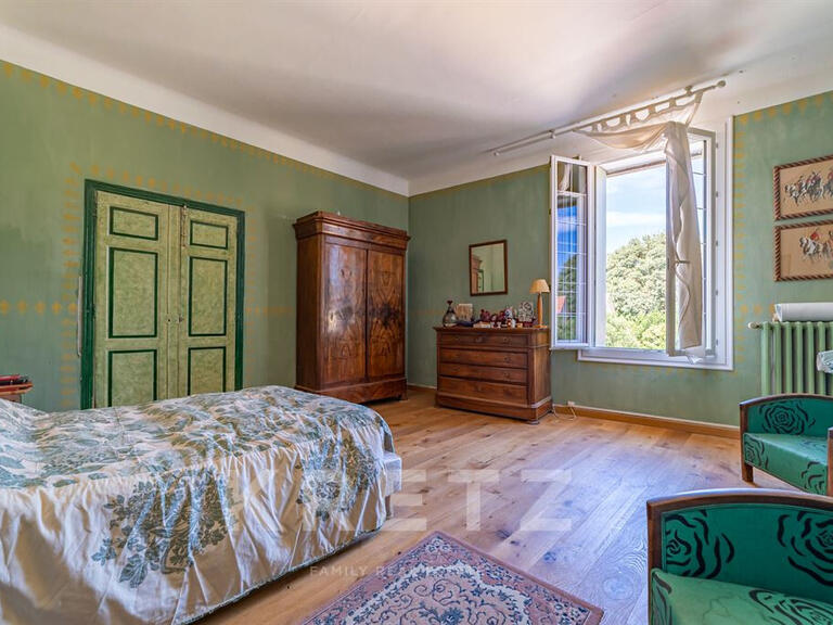House Uchaud - 6 bedrooms - 660m²