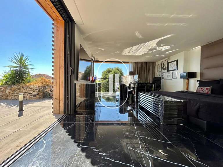 Maison Uchaud - 4 chambres - 320m²