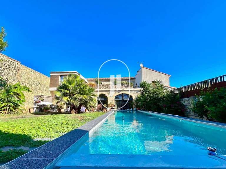 Maison Uchaud - 4 chambres - 320m²