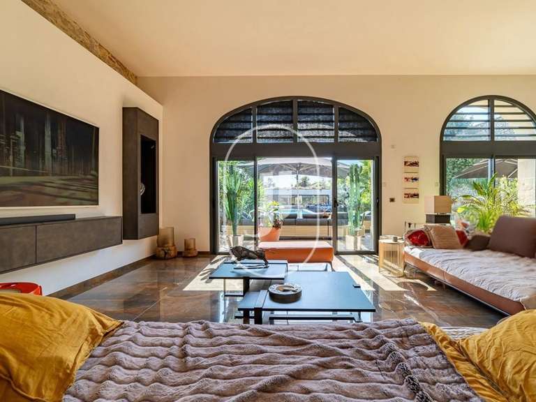 Maison Uchaud - 4 chambres - 320m²