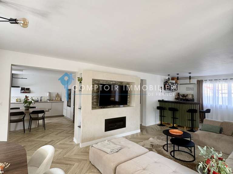 Villa Uchaud - 6 chambres - 185m²