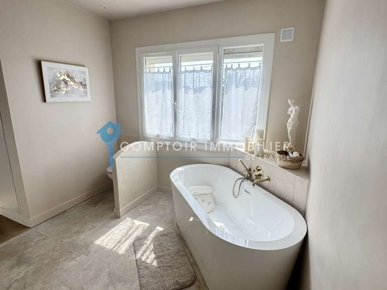 Villa Uchaud - 6 chambres - 185m²