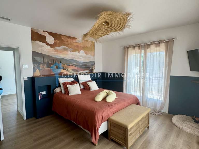 Villa Uchaud - 6 chambres - 185m²