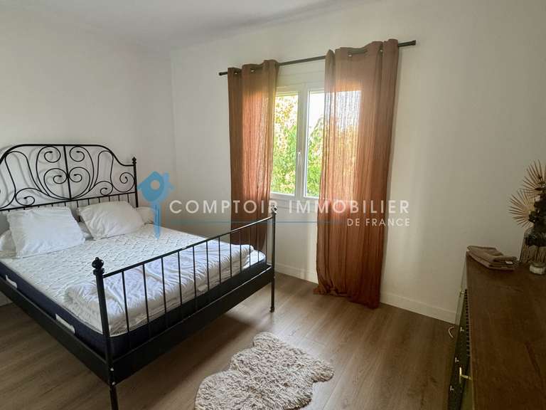 Villa Uchaud - 6 chambres - 185m²