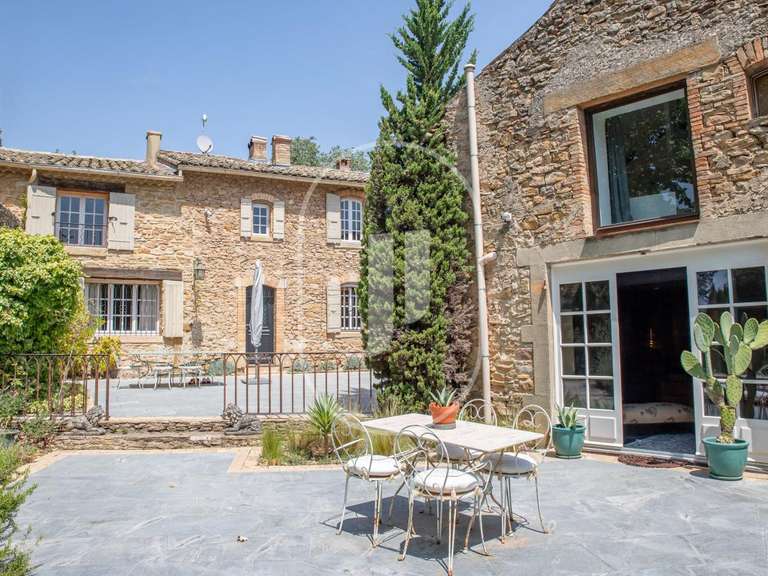Maison Uchaux - 5 chambres - 310m²
