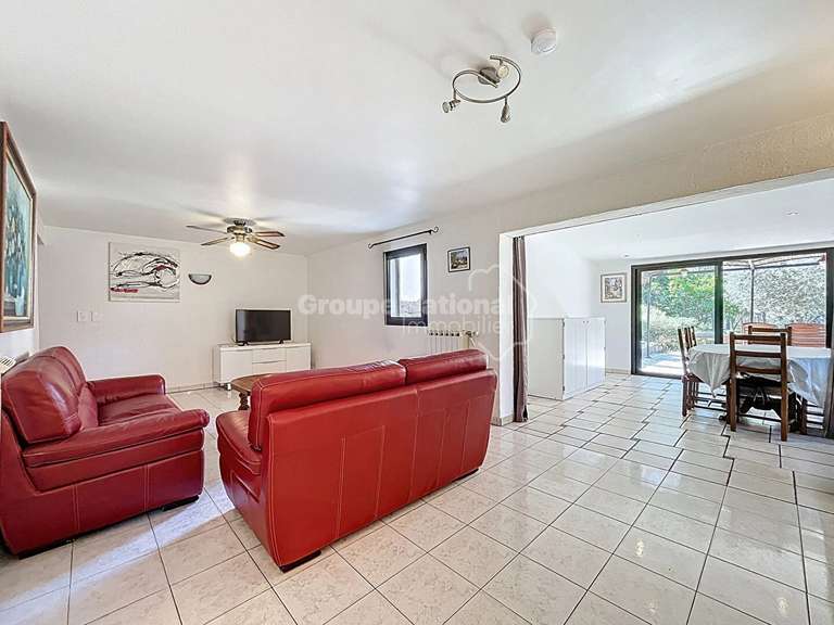 House Uchaux - 5 bedrooms - 205m²