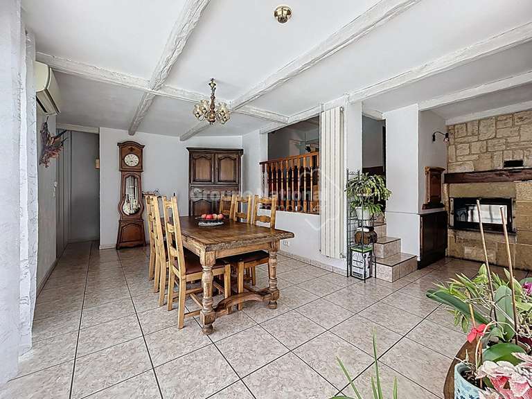 House Uchaux - 5 bedrooms - 205m²