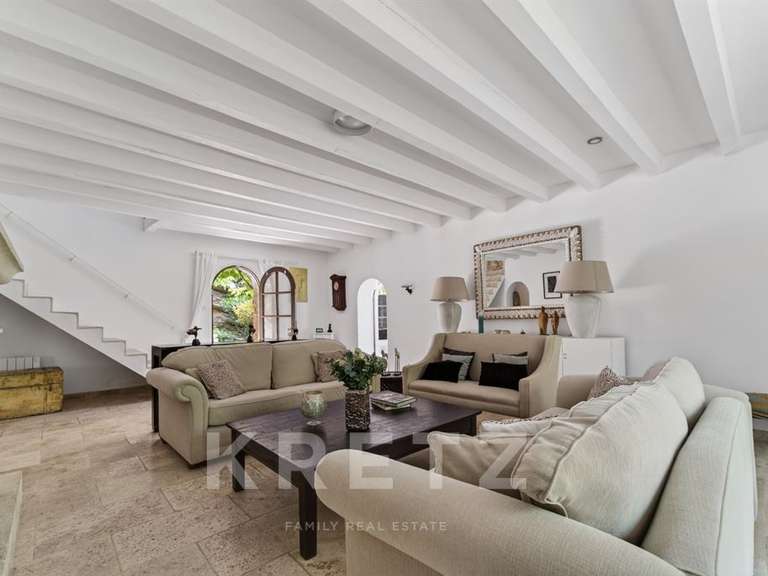 Maison Uchaux - 8 chambres - 368m²