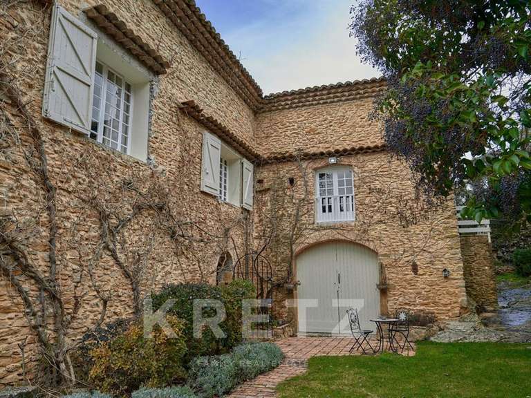 Maison Uchaux - 8 chambres - 368m²