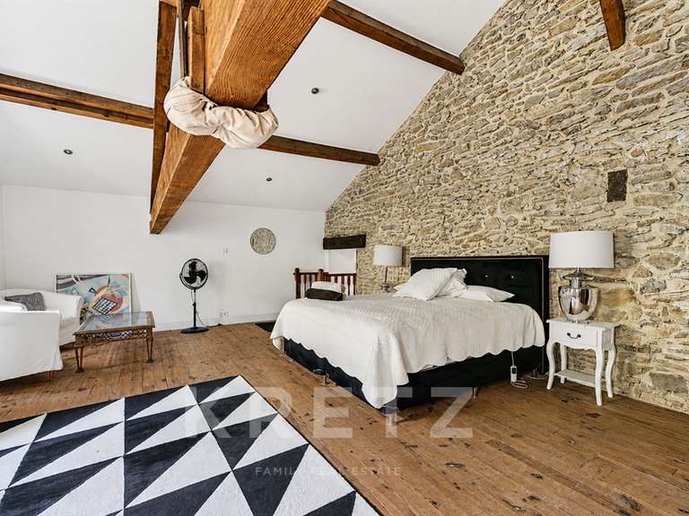 Maison Uchaux - 8 chambres - 368m²