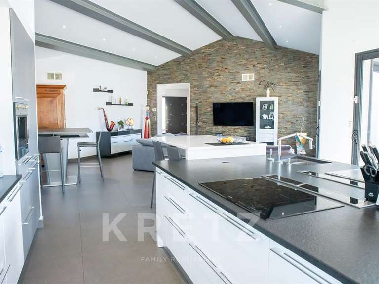 Maison Uchaux - 3 chambres - 168m²