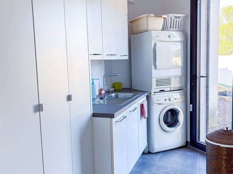 Maison Uchaux - 3 chambres - 168m²