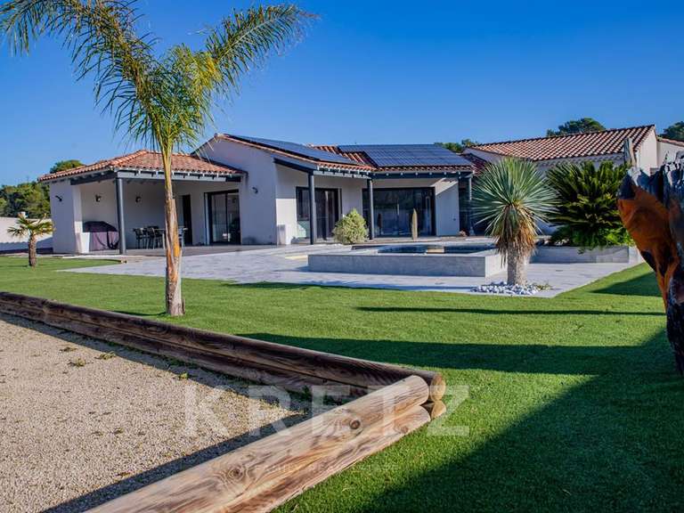 Maison Uchaux - 3 chambres - 168m²