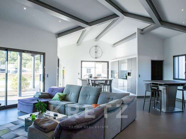 Maison Uchaux - 3 chambres - 168m²