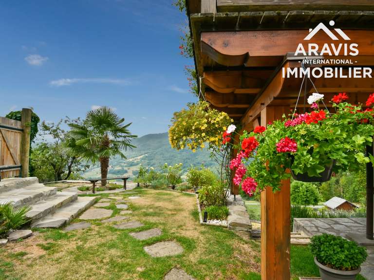 Maison Ugine - 5 chambres - 188m²