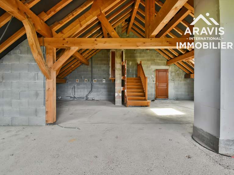 Maison Ugine - 5 chambres - 188m²