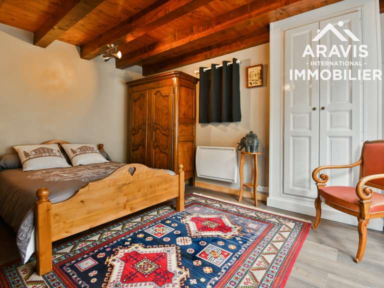 Maison Ugine - 5 chambres - 188m²