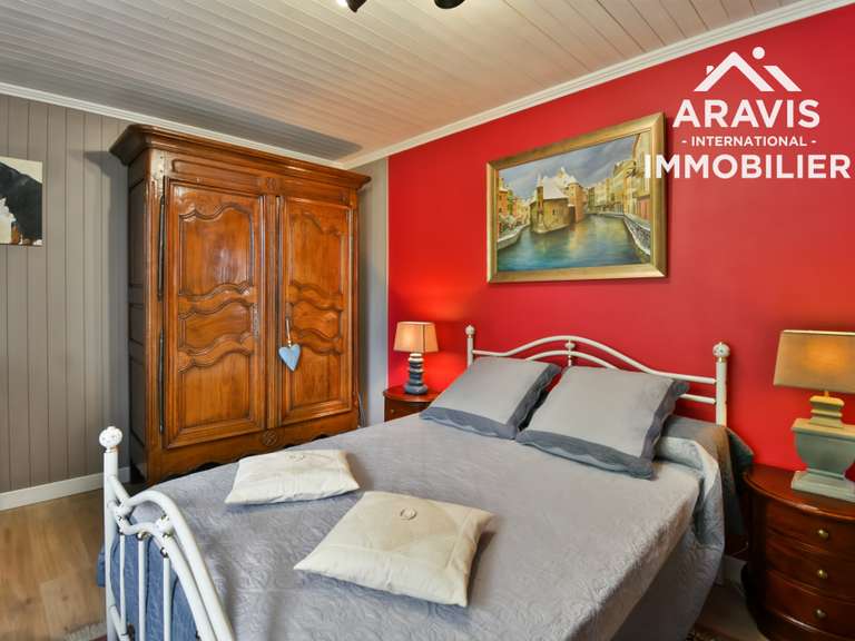 Maison Ugine - 5 chambres - 188m²
