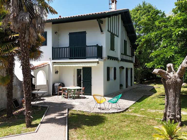 Maison Urcuit - 3 chambres - 180m²