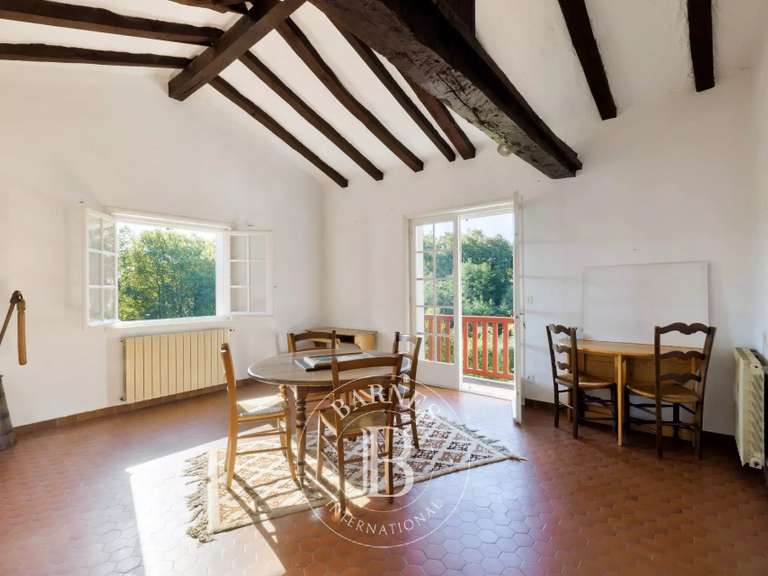 Maison Urcuit - 5 chambres - 478m²