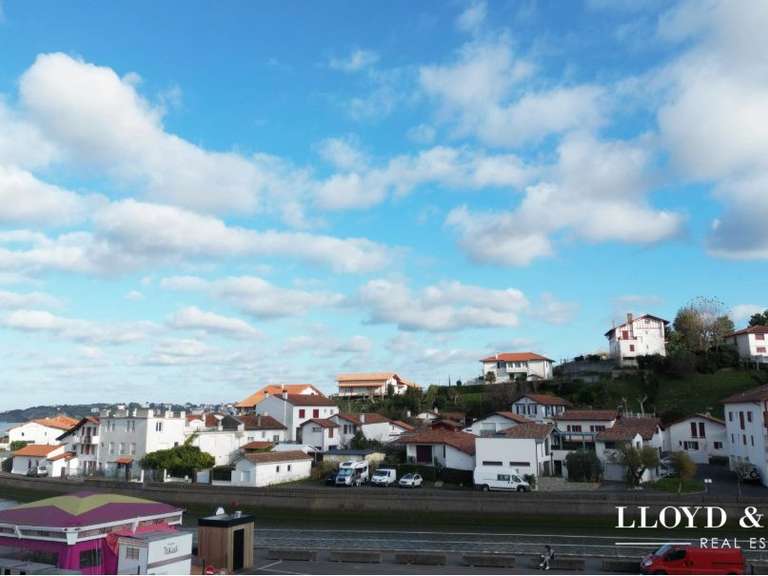 Appartement Urrugne - 3 chambres - 97m²