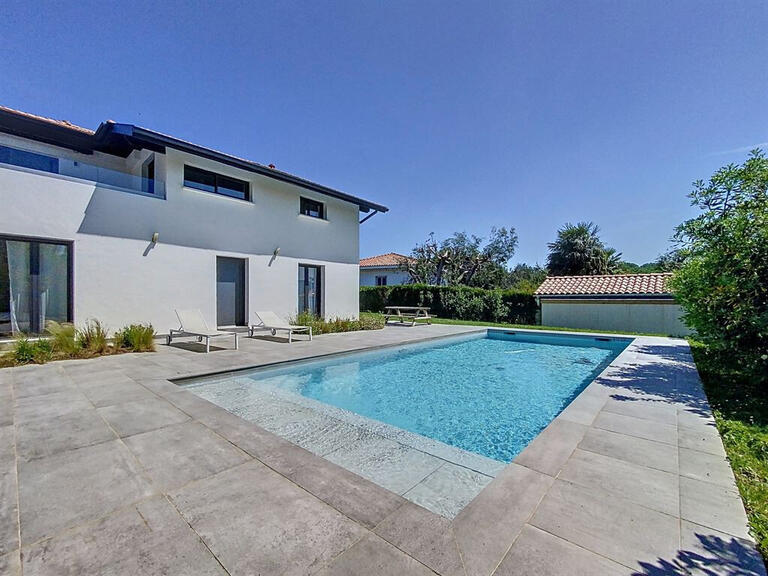 House Urrugne - 6 bedrooms - 206m²