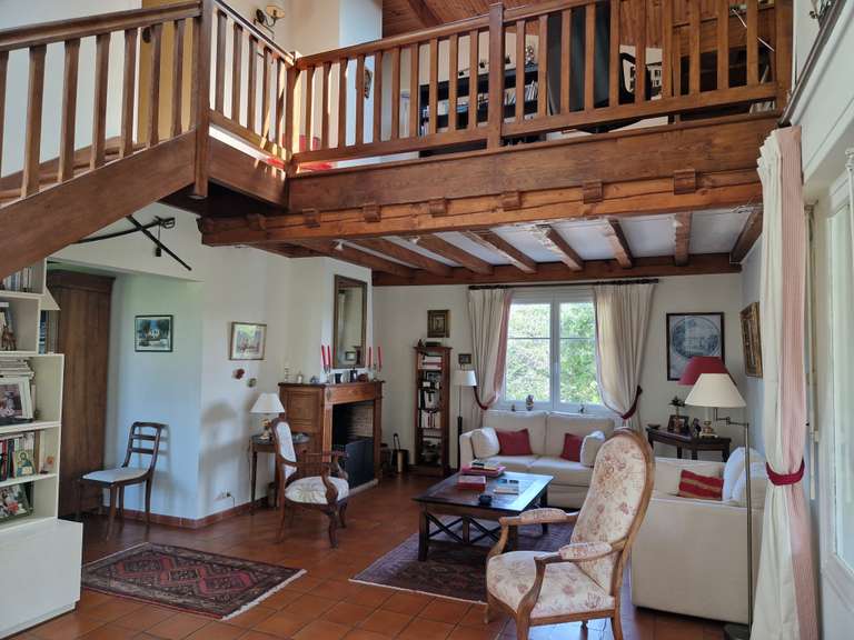 Maison Urrugne - 6 chambres - 213m²