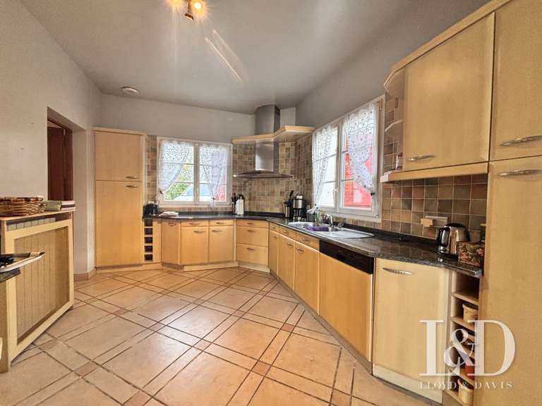 Maison Urrugne - 5 chambres - 220m²