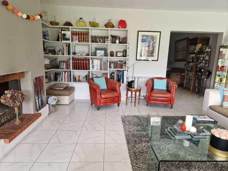 Maison Urrugne - 3 chambres - 238m²