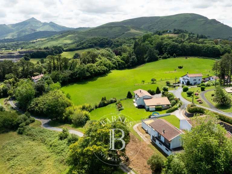 House with Sea view Urrugne - 6 bedrooms - 240m²