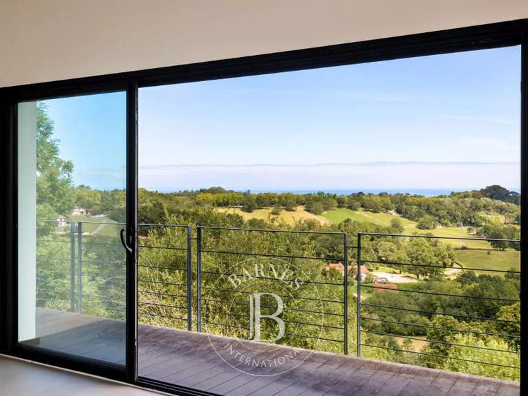 House with Sea view Urrugne - 6 bedrooms - 240m²