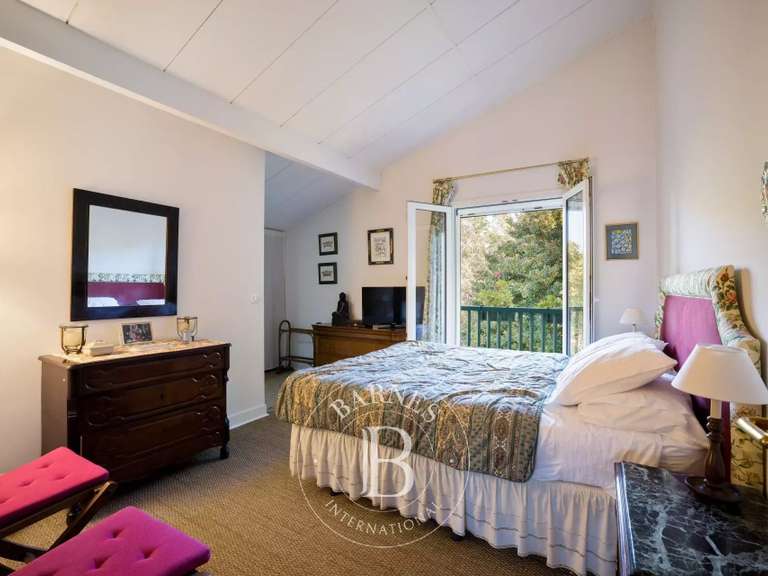 Maison Urrugne - 5 chambres - 220m²