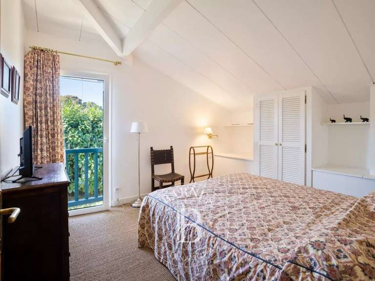 Maison Urrugne - 5 chambres - 220m²