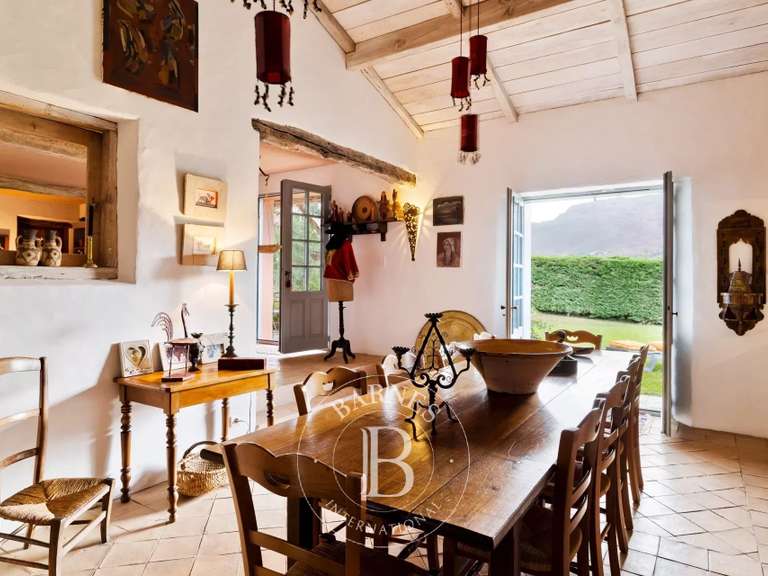 Maison Urrugne - 4 chambres - 250m²