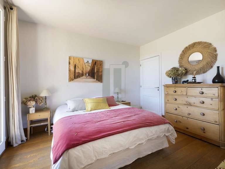 House Urrugne - 6 bedrooms - 340m²