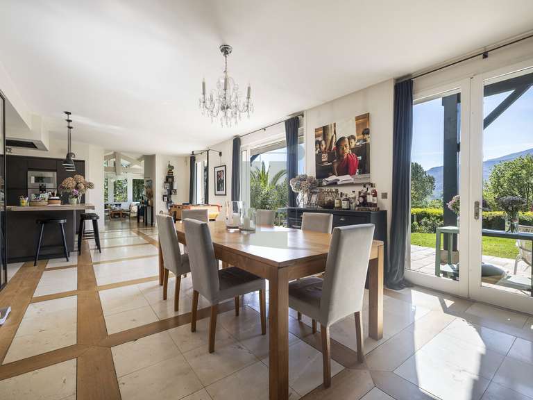 House Urrugne - 6 bedrooms - 340m²