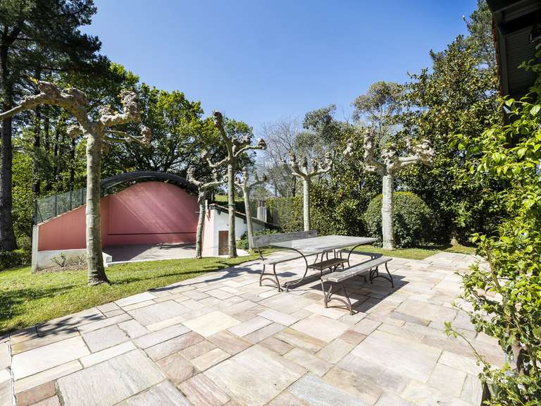 House Urrugne - 6 bedrooms - 340m²