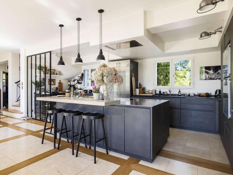 House Urrugne - 6 bedrooms - 340m²