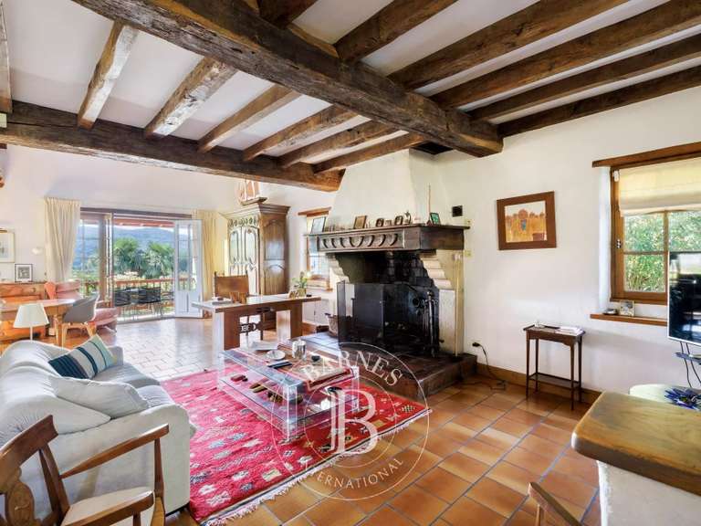 Maison Urrugne - 9 chambres - 325m²
