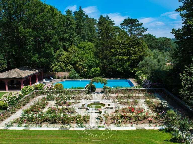 Maison Urrugne - 7 chambres - 800m²
