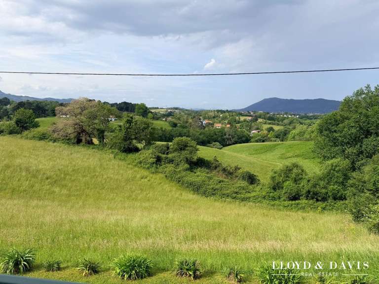 House Urrugne - 5 bedrooms - 163m²