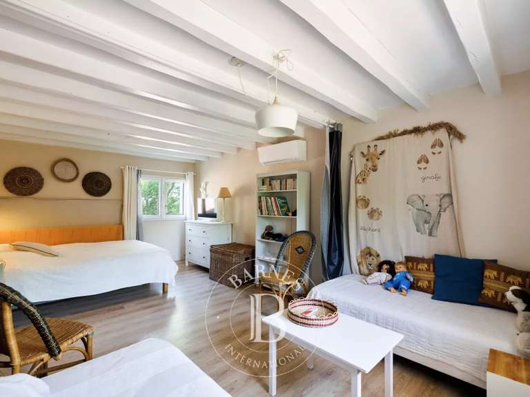 Maison Urrugne - 2 chambres - 206m²