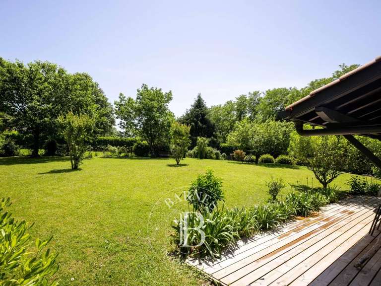 Maison Urrugne - 2 chambres - 206m²