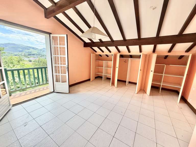 Maison Urrugne - 4 chambres - 157m²